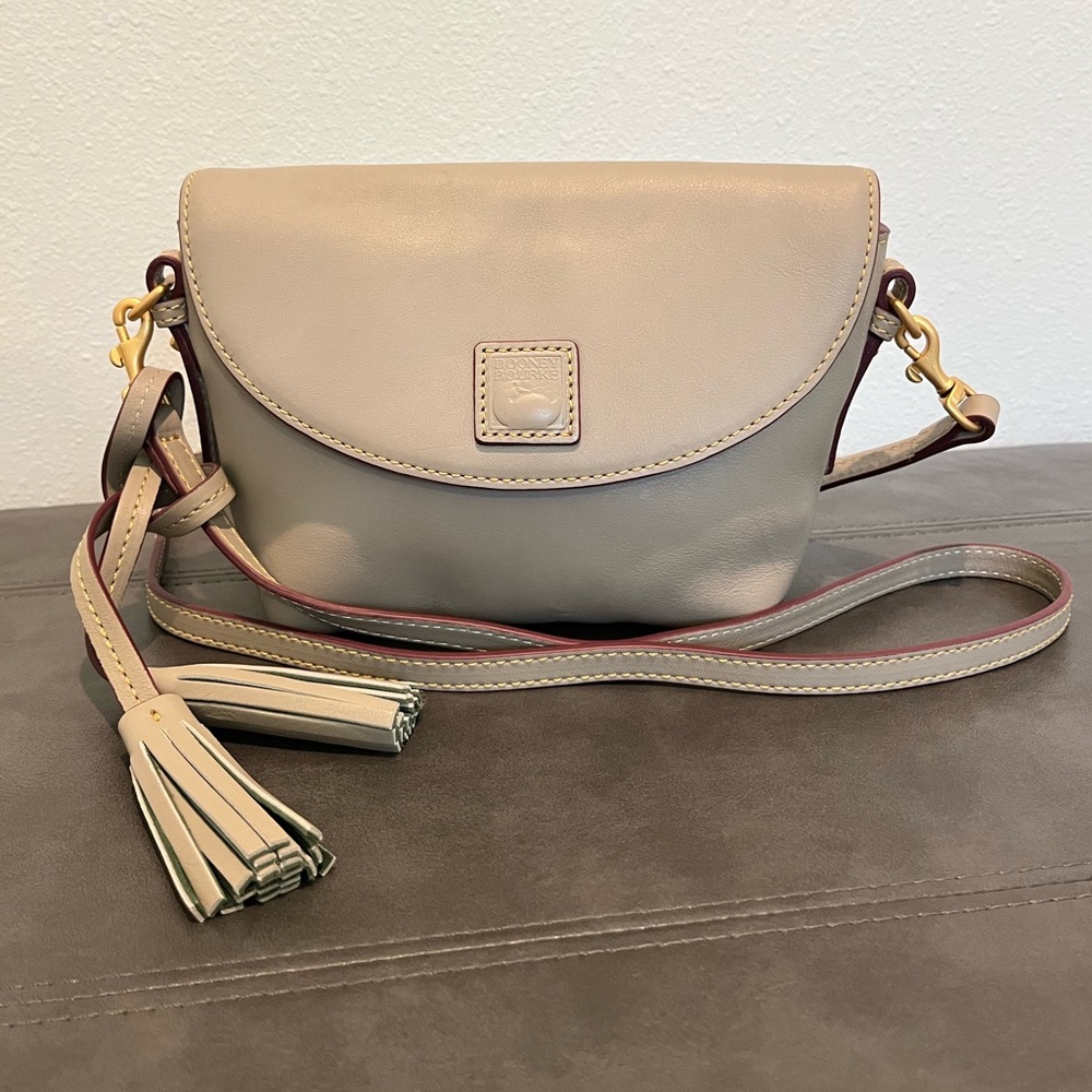 Dooney & Bourke Crossbody - Picture 2 of 16